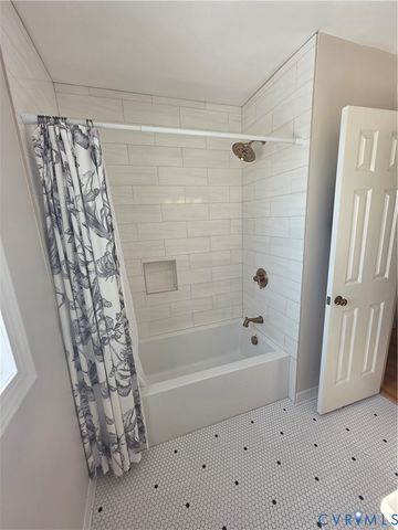 6243 Violet Cir, Mechanicsville, VA 23111