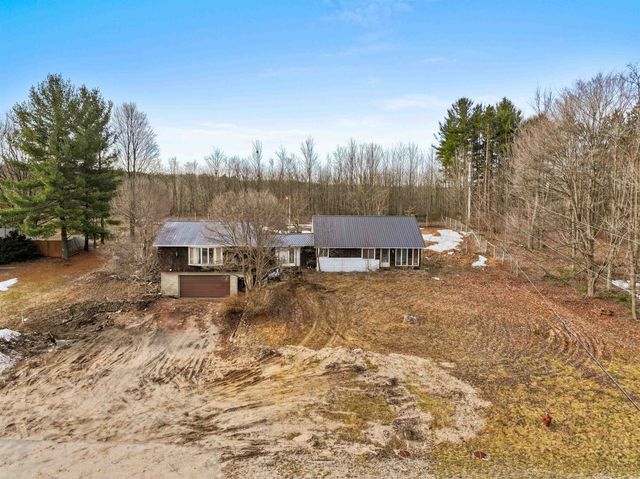 266 E Main Street, Kingsley, MI 49649