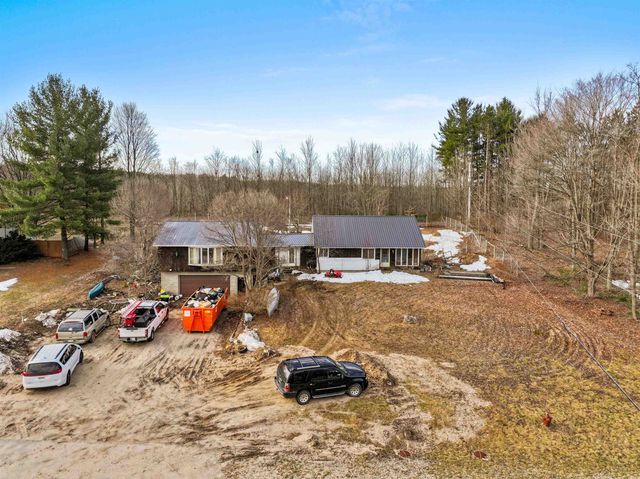 266 E Main Street, Kingsley, MI 49649