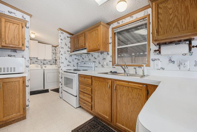 5363 Chickadee Drive NE, Belmont, MI 49306