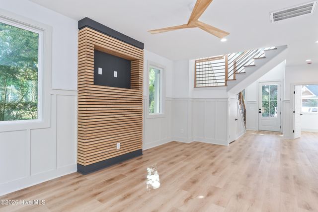 1106 Tree Canopy Way, Wilmington, NC 28403