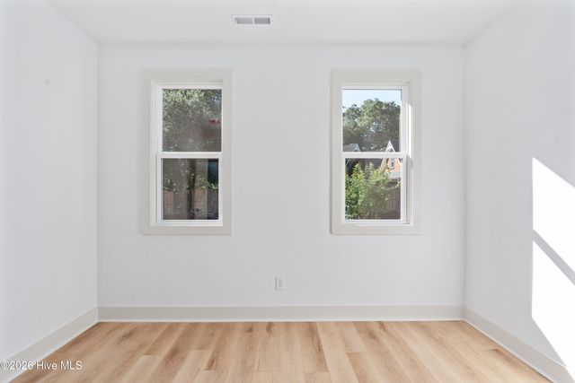 1106 Tree Canopy Way, Wilmington, NC 28403