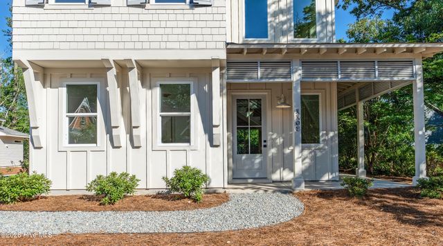 1106 Tree Canopy Way, Wilmington, NC 28403