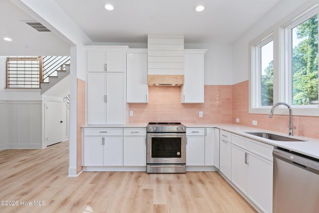 1106 Tree Canopy Way, Wilmington, NC 28403