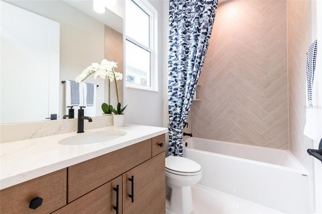 1088 LILIANA DRIVE, Deland, FL 32724