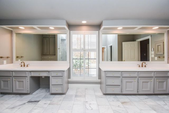 1601 Nantucket Drive A, Houston, TX 77057
