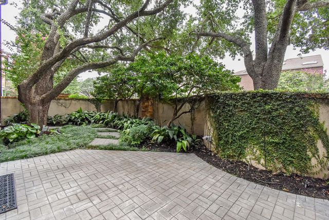 1601 Nantucket Drive A, Houston, TX 77057