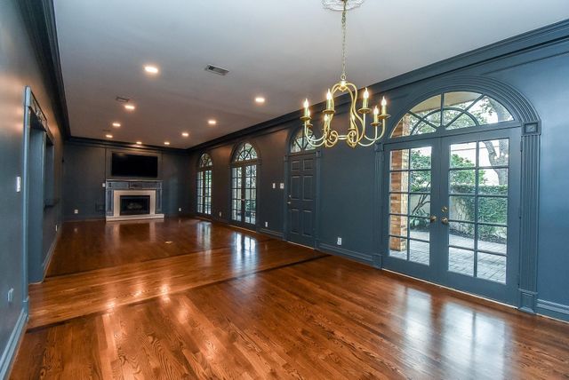 1601 Nantucket Drive A, Houston, TX 77057