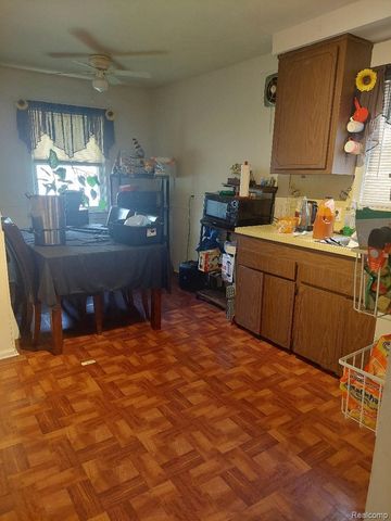 8666 Patton Street, Detroit, MI 48228