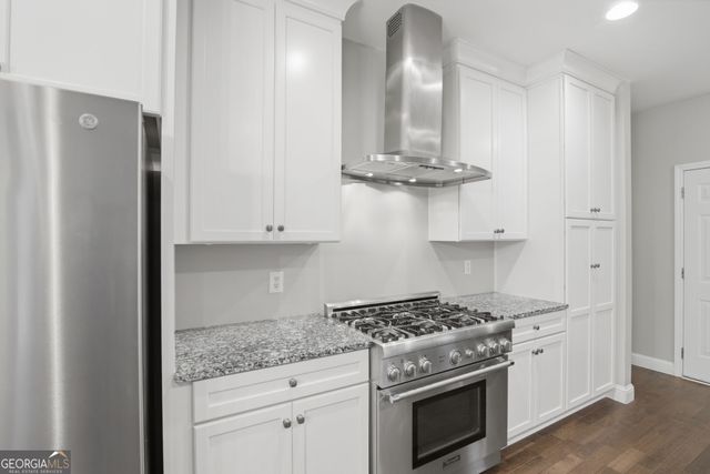202 Brighten Court, Alpharetta, GA 30004