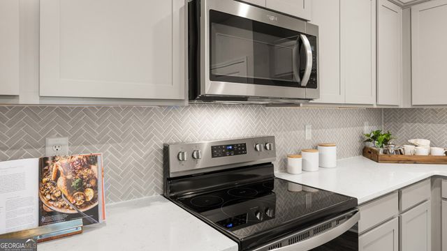 428 Reflection Drive, Stockbridge, GA 30281