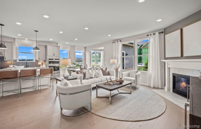 42728 Arbor Drive, Clinton Charter Township, MI 48038