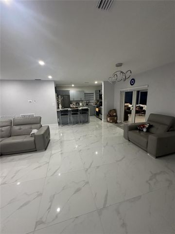 20515 NW 45th Ave, Miami Gardens, FL 33055