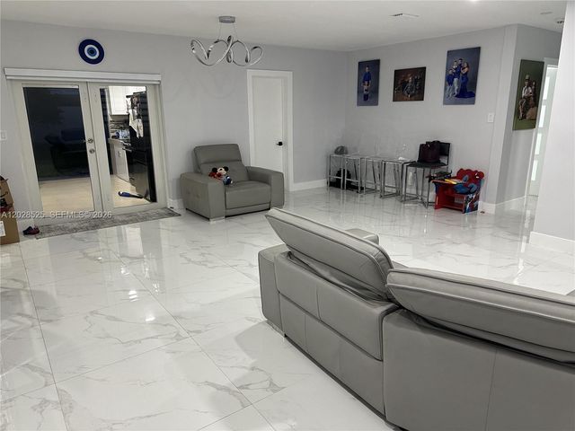 20515 NW 45th Ave, Miami Gardens, FL 33055