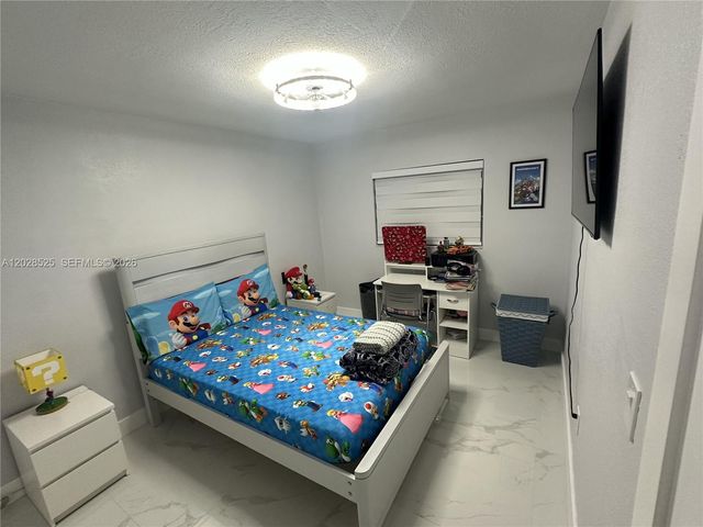 20515 NW 45th Ave, Miami Gardens, FL 33055