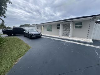 20515 NW 45th Ave, Miami Gardens, FL 33055