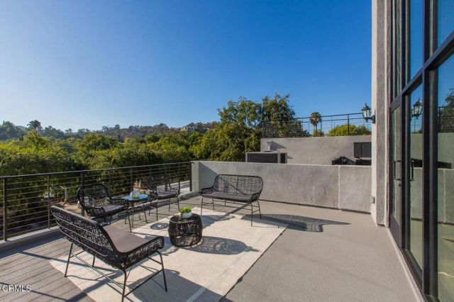 3682 Harriman Avenue 4, Los Angeles, CA 90032