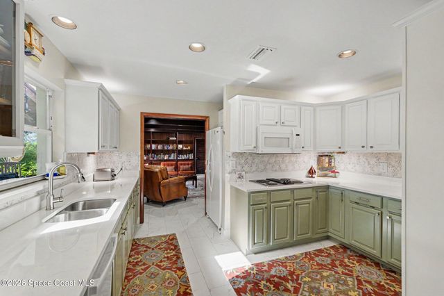 3130 Saunders Place, Titusville, FL 32780