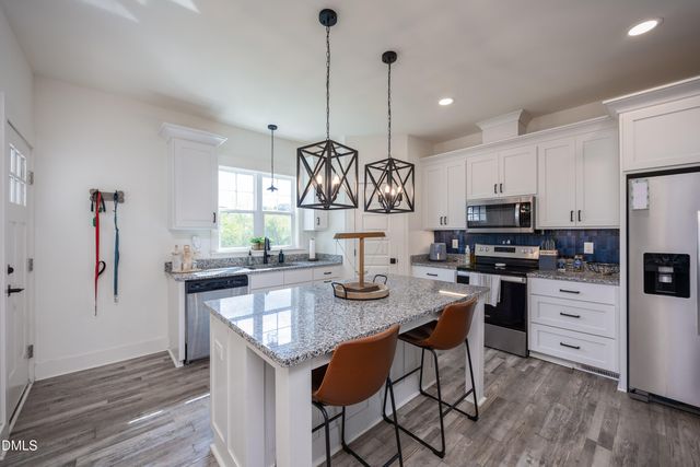 507 S Lincoln Street, Coats, NC 27521