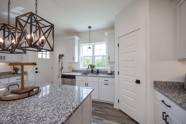 507 S Lincoln Street, Coats, NC 27521