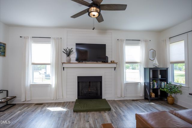 507 S Lincoln Street, Coats, NC 27521