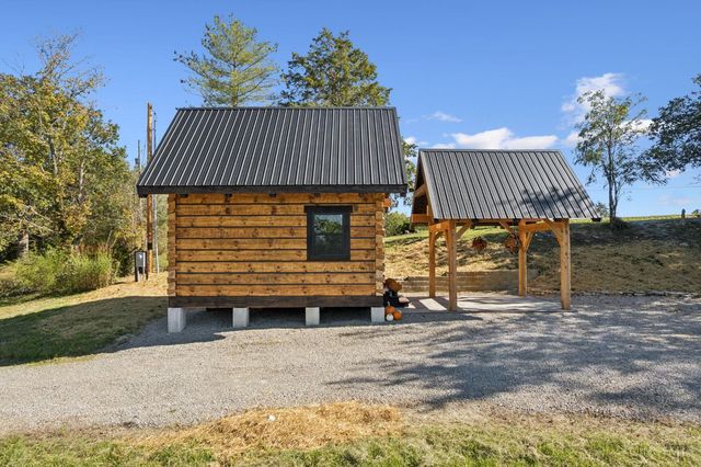 917 Logans Lane, West Union, OH 45693