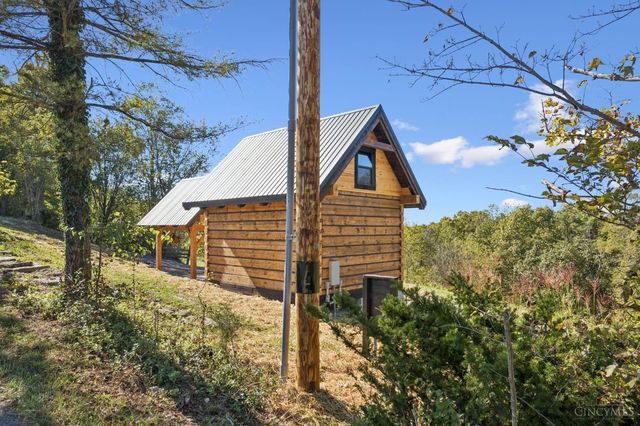 917 Logans Lane, West Union, OH 45693