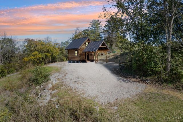 917 Logans Lane, West Union, OH 45693