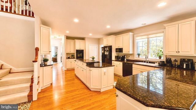 15 OXFORD WAY, Wilmington, DE 19807