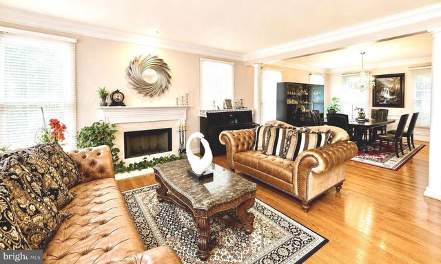 15 OXFORD WAY, Wilmington, DE 19807