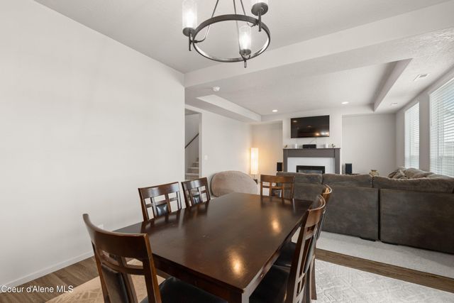 9785 N Berkshire ST, Hayden, ID 83835