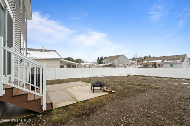 9785 N Berkshire ST, Hayden, ID 83835