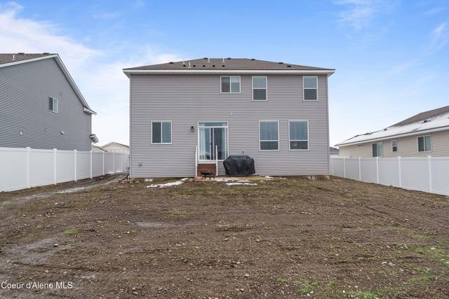 9785 N Berkshire ST, Hayden, ID 83835