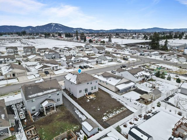 9785 N Berkshire ST, Hayden, ID 83835