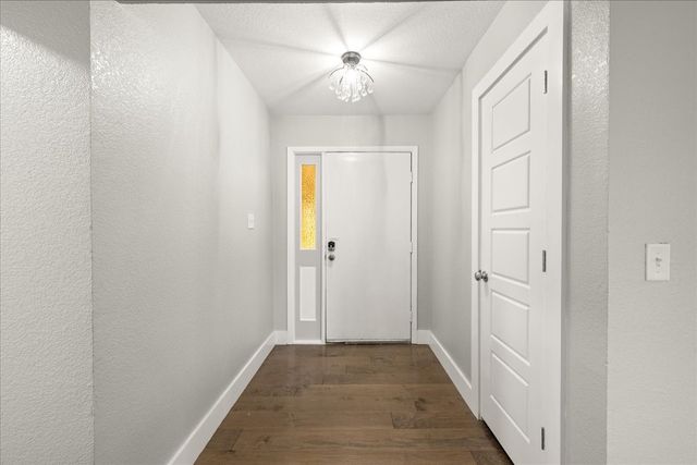 1405 Timberline Drive, Benbrook, TX 76126