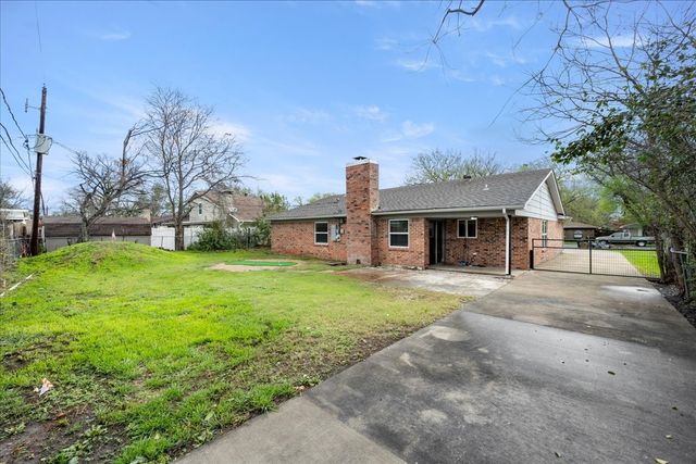 1405 Timberline Drive, Benbrook, TX 76126