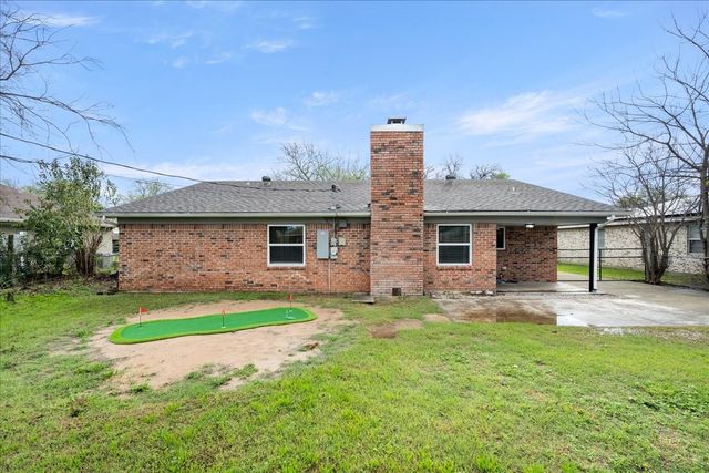 1405 Timberline Drive, Benbrook, TX 76126