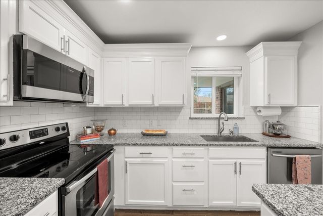 1405 Timberline Drive, Benbrook, TX 76126