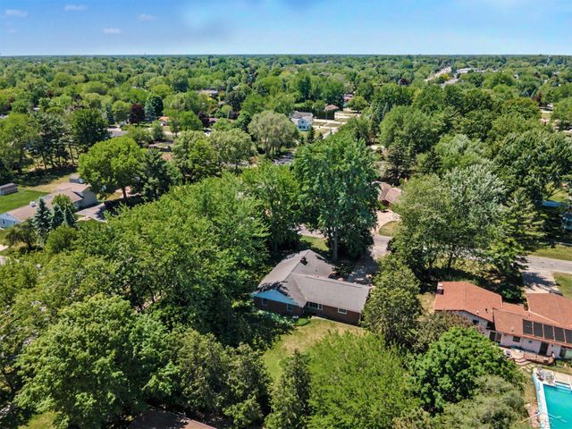4270 Shattuck Road, Saginaw, MI 48603