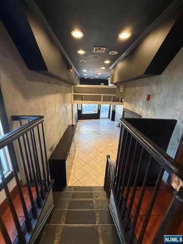 534 Kearny Avenue STORE RIGHT, Kearny, NJ 07032