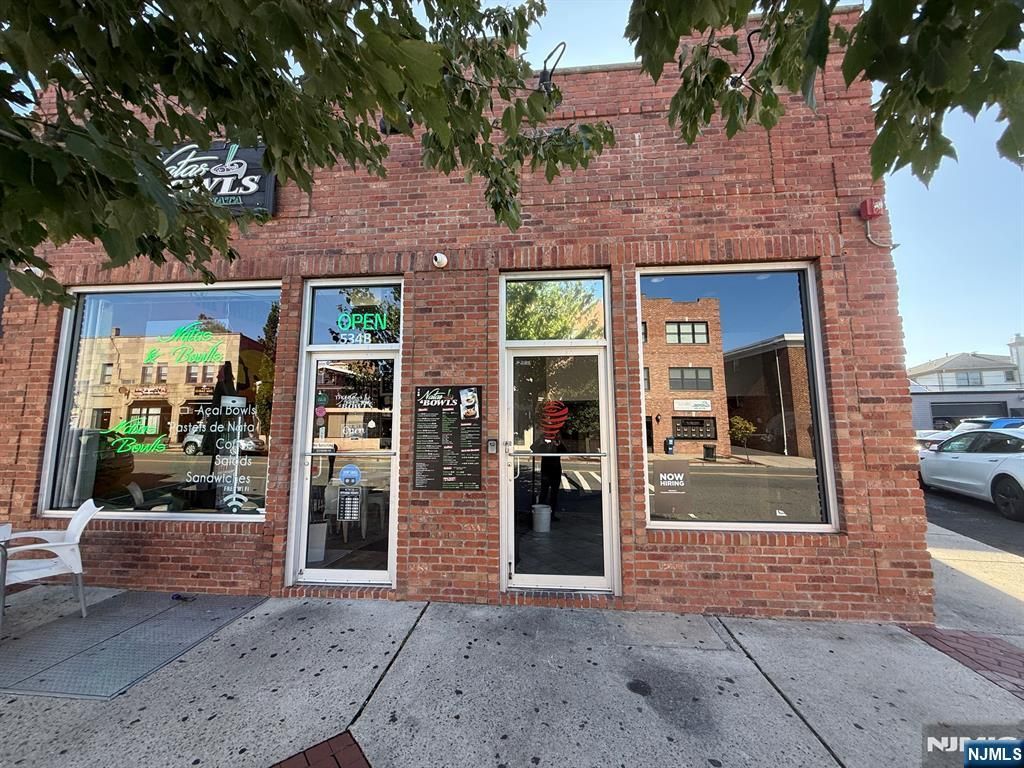 534 Kearny Avenue STORE RIGHT, Kearny, NJ 07032