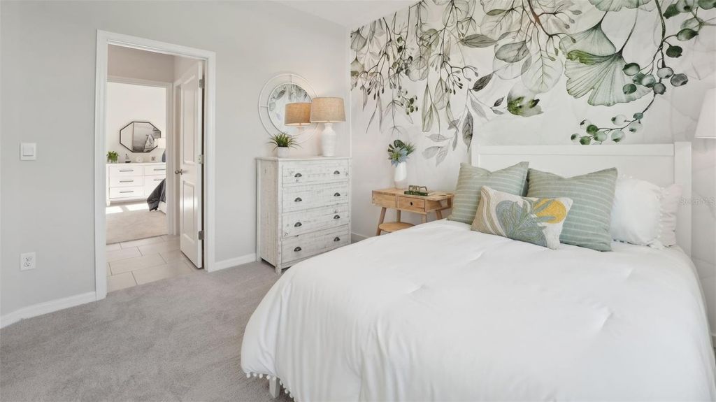 Image 5 of property listing at 2154 STRATTEN DRIVE, Zephyrhills, FL 33541