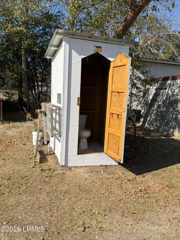 6204 Badham Drive, Reevesville, SC 29471