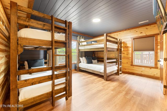 758 Bethlehem Way, Sevierville, TN 37876