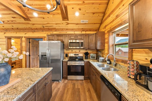 758 Bethlehem Way, Sevierville, TN 37876