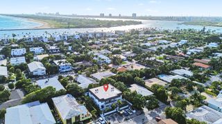 112 Claremont Lane, Palm Beach Shores, FL 33404
