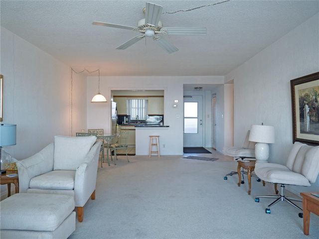 7000 BEACH PLAZA 202, St Pete Beach, FL 33706