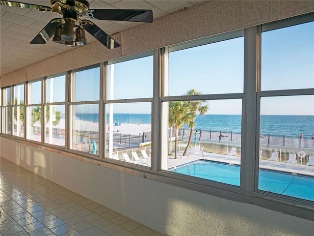 7000 BEACH PLAZA 202, St Pete Beach, FL 33706