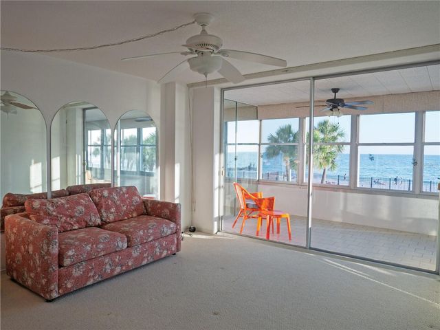 7000 BEACH PLAZA 202, St Pete Beach, FL 33706