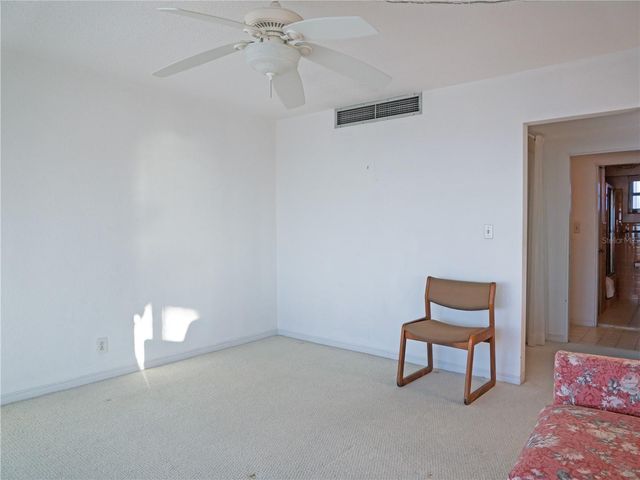 7000 BEACH PLAZA 202, St Pete Beach, FL 33706